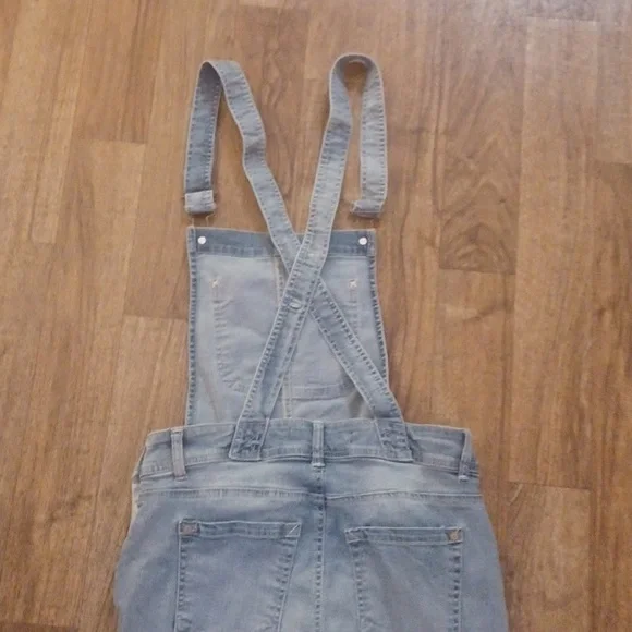 Wallflower blue Jean overalls size small - Picture 7 of 9